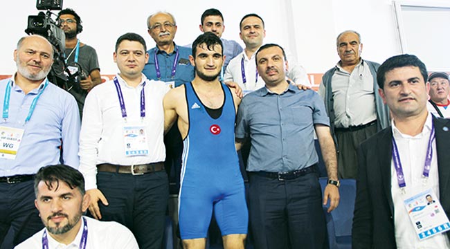 DÜNYA OLİMPİYAT ŞAMPİYONLARI KAVAK’TAN