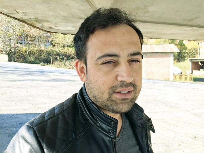 KÖYLÜLERDE BETON YOL COŞKUSU