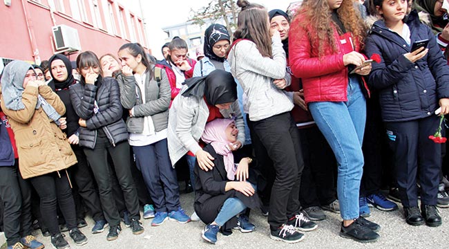 ‘Öğretmenler Günü’nde veda etti