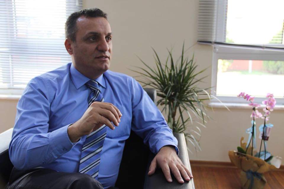 Eğitim Bilimleri Numanoğlu'na teslim