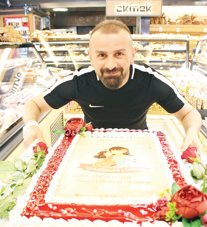 PEÇKO’DA ANNELERİN GÜNÜ