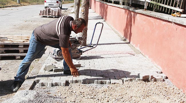 Sarıcaoğlu: "Kavak'taki tüm cadde ve sokakları ilmek ilmek işliyoruz”