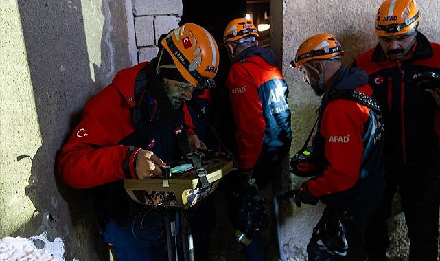 AFAD, Sednaya Hapishanesi'nde yaşam izi arıyor