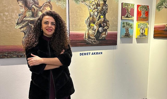 Samsunlu ressam Demet Akman ‘Zeytin Ağacı’ serisiyle sanatseverleri büyüledi