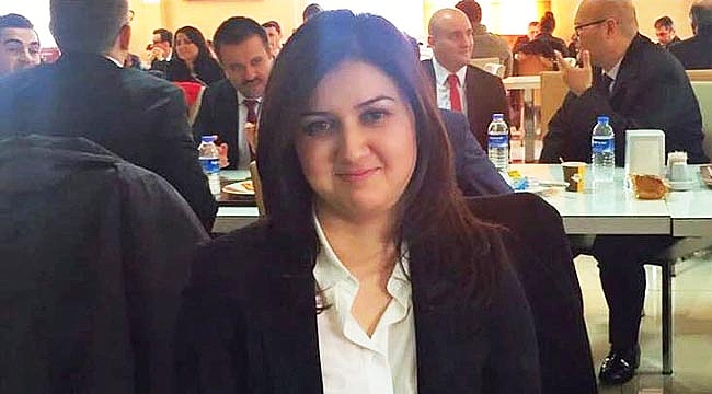 Avukat otel odasında ölü bulundu