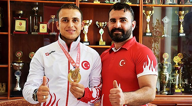 Eşi teşvik etti, altın madalya geldi
