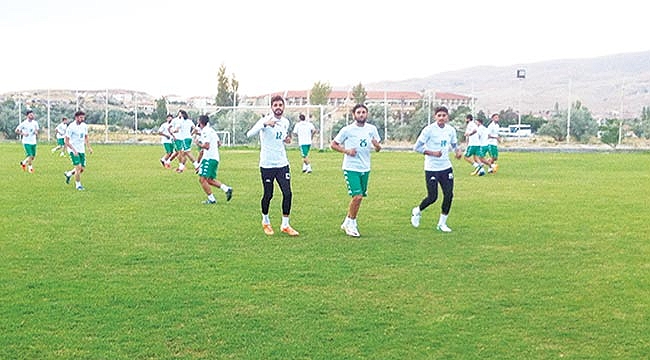 Çarşamba tempo artırdı