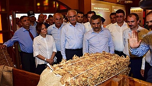 ÇOCUKLUK YILLARINDAKİ GİBİ TÜTÜN DİZDİ