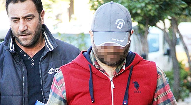 Duruşma salonunda "Bylock" kullandığı tespit edilen polis tutuklandı