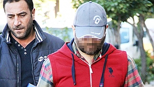 Duruşma salonunda "Bylock" kullandığı tespit edilen polis tutuklandı