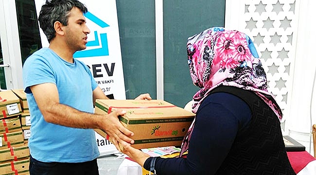 İhtiyaç sahibi ailelere kırmızı et dağıtımı