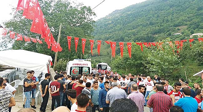 SAMSUNSPOR TARAFTARI EREN BÜLBÜL İÇİN TRABZON'A GİTTİ