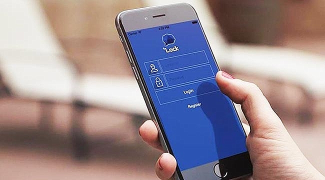 FETÖ SANIĞI KADIN: ByLock'u telefonuma  fotoğrafçı yükledi  