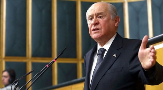 İki yüzlü Almanya