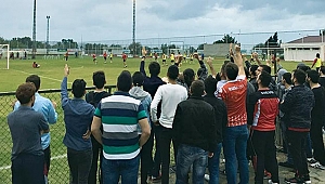 Taraftarın tepkisi dün de sürdü
