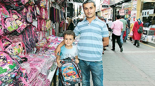 Velilerin okul alışverişi telaşı başladı 