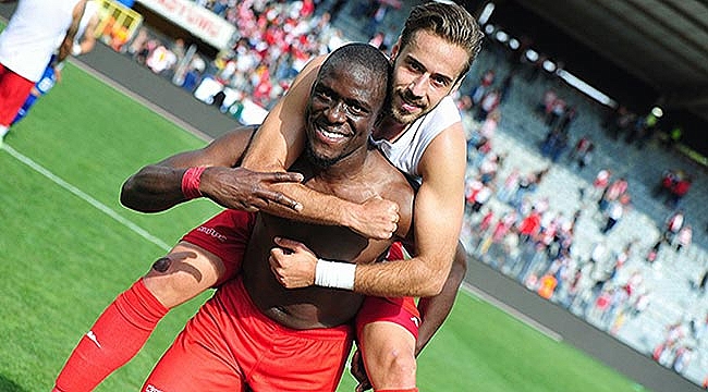 Ayite sözünü tuttu