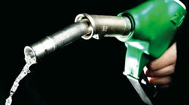 Benzinde zam bekleniyor