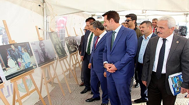 'Bilge Kral' sergiyle anıldı