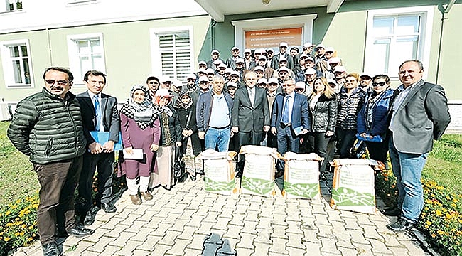 Büyükşehirden tohum desteği 