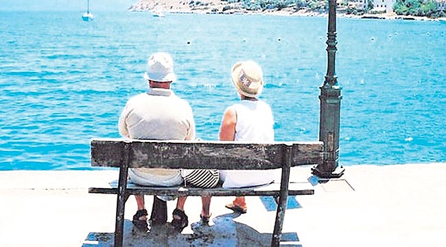 Emekliye 70 liraya tatil