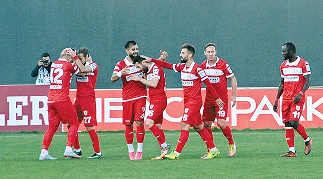 Formayı kaptı golleri attı