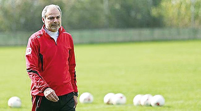 İLK İDMANINA RÖTAR YAPTI