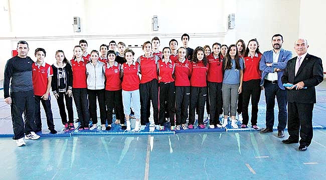 ‘ŞAMPİYONLAR’ BU LİSEDE