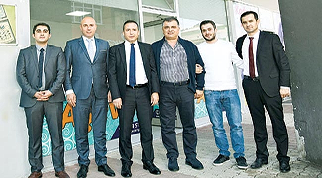 Tekkeköy’den her gün  300 aileye sıcak yemek 