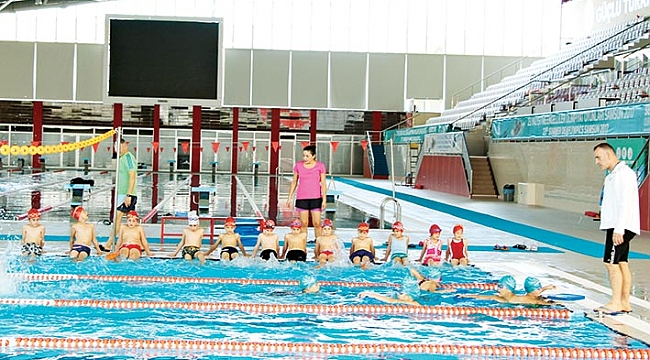 16 bin öğrenci geleceğe kulaç atıyor