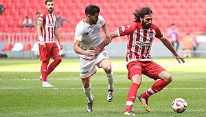 90 DAKİKAYI ÇÖPE ATTI 0-0