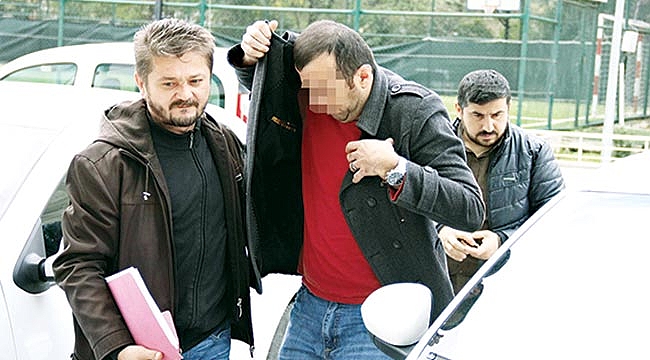 Bir otomobilde 7 kaçak tabanca ele geçti