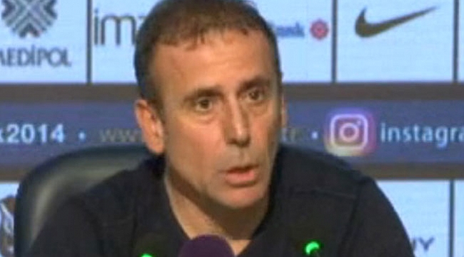 Bizde şampiyonluğa oynuyoruz