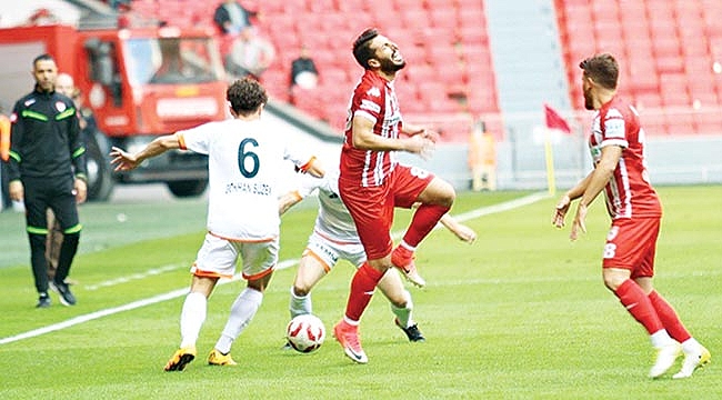 Erkam kaç maç ceza alacak?