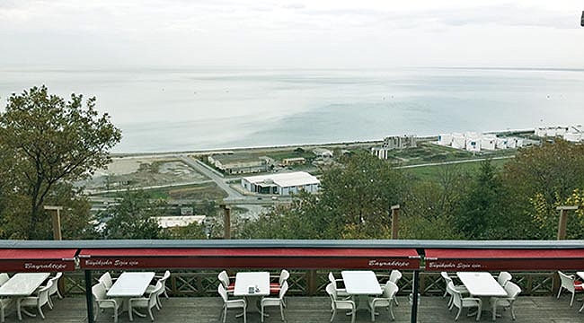 KIŞ AYININ EŞSİZ MEKANI: Bayraktepe Restoran