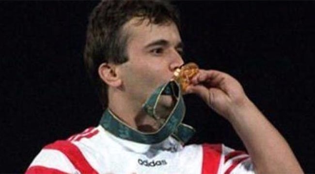 Naim Süleymanoğlu hayatını kaybetti