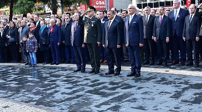 Samsun'da Atatürk'ü anma töreni