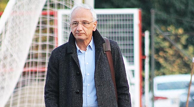 ‘Sifakis’i ikinci kaleci olarak aldık’