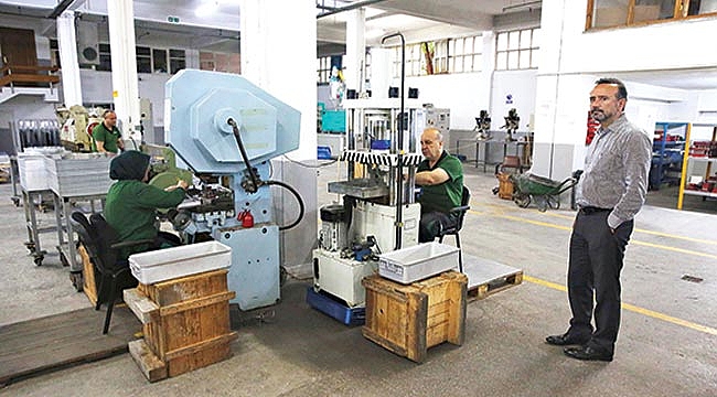 Dünyaya açıldılar