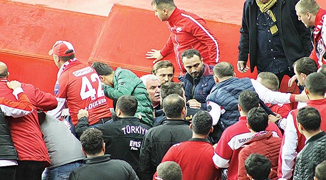 YÖNETİM TARAFTAR BİRBİRİNE GİRDİ