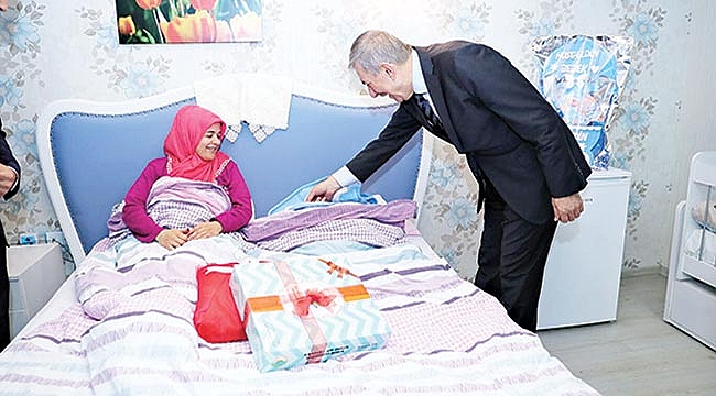 Bakan Demircan’dan hoş geldin bebek ziyareti
