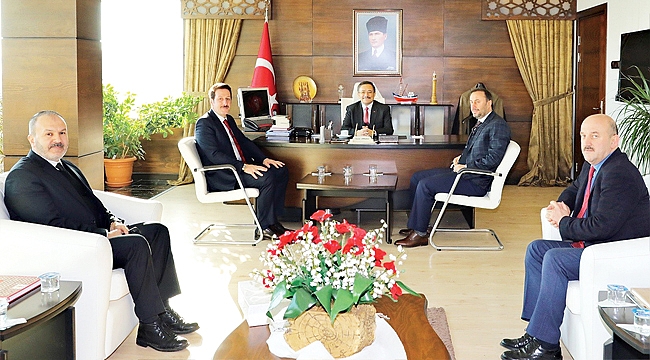 Başarının arkasında uyum ve istişare var