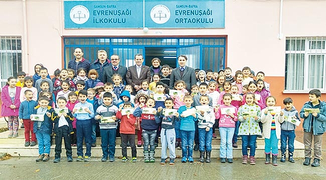 Doğa dostları rozetlerini aldı 