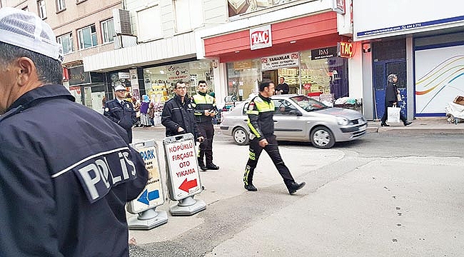 Esnafla polis arasında kavga çıktı