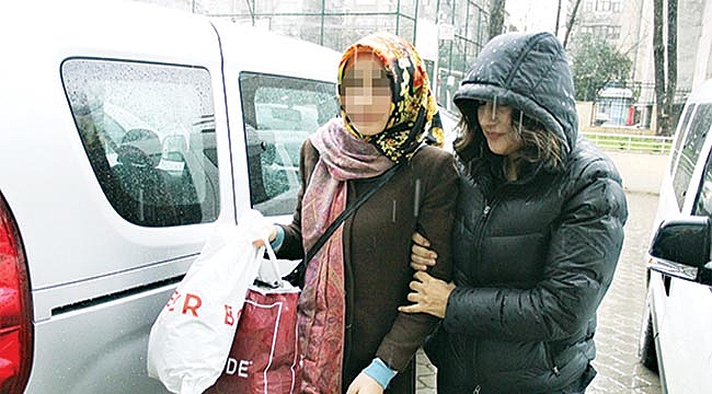 FETÖ'den gözaltına alınan kadın adliyeye sevk edildi