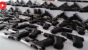 İstanbul’da silah kaçakçılarına operasyon: 182 tabanca ele geçirildi