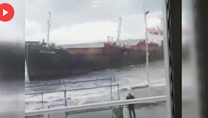 İzmir'de deniz taştı, hayat felç oldu