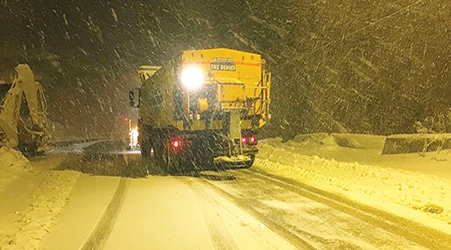 Kocaeli yoğun kar yağışı altında
