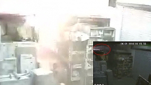 Mobilya deposundaki yangın güvenlik kamerasında