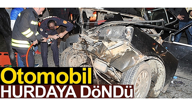 Otomobil hurdaya döndü